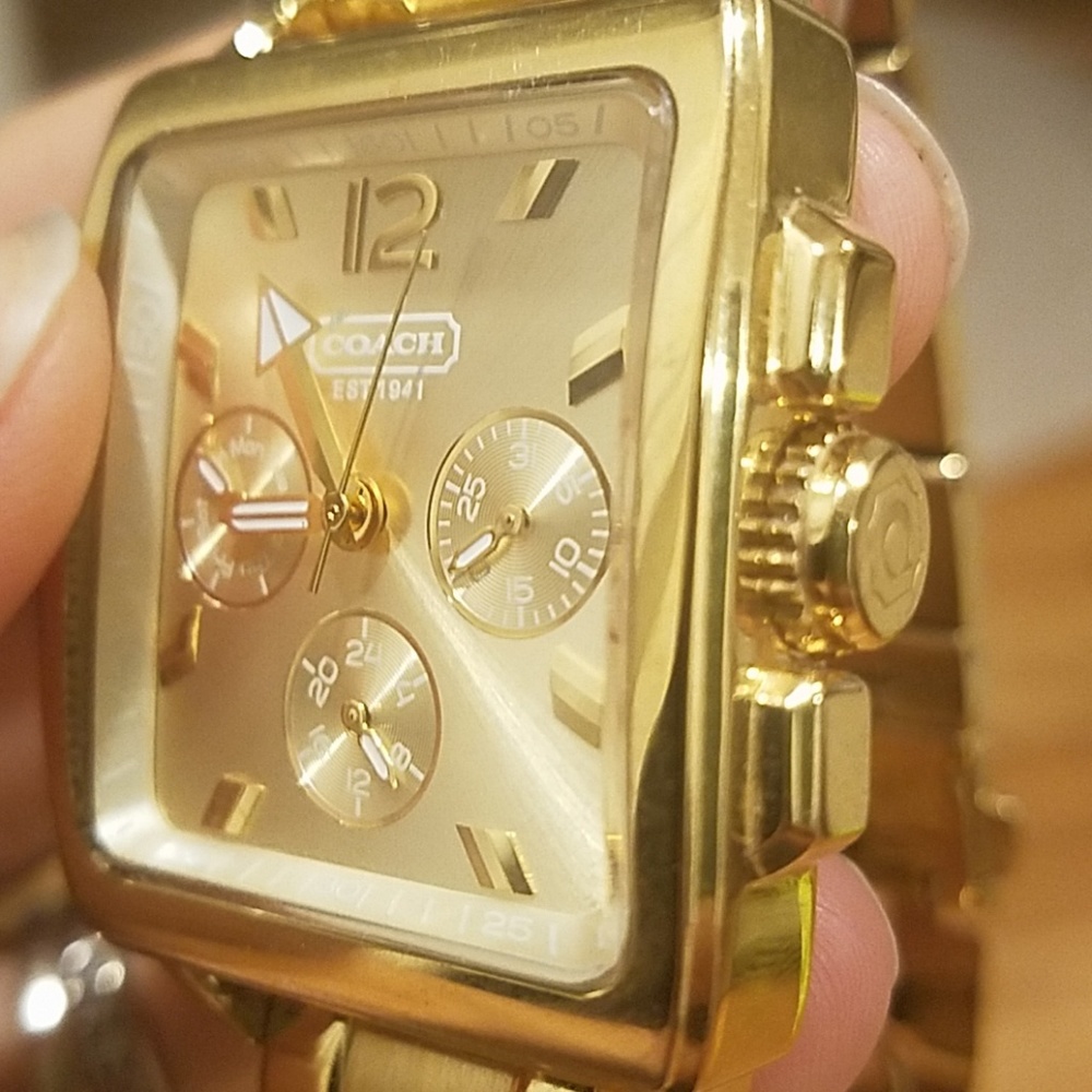 Coach watch - Picture 4 of 5